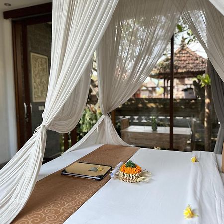 Santosha Place Ubud Dış mekan fotoğraf